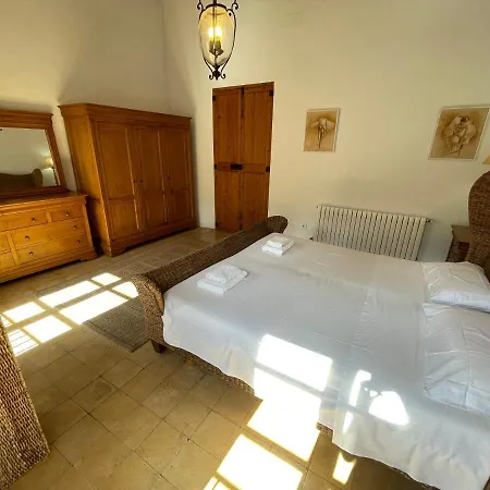 Villa Garrova - Espectacular Con Piscina *
